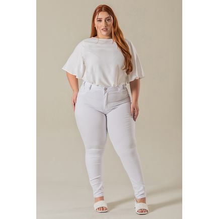 Calça cigarrete sarja plus size