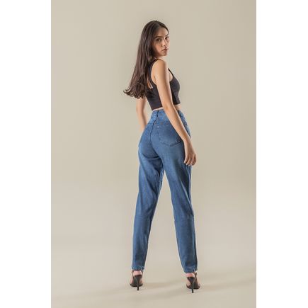 Calça jeans mom fit feminina