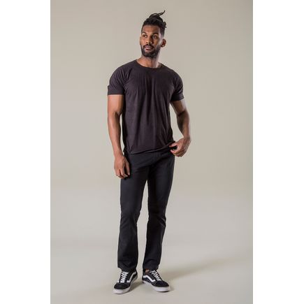Calça sarja tradicional masculina