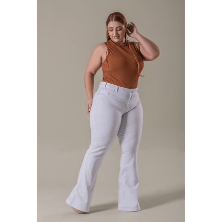 Calça Sarja Flare Feminina Plus Size