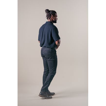 Calça sarja social super skinny masculina