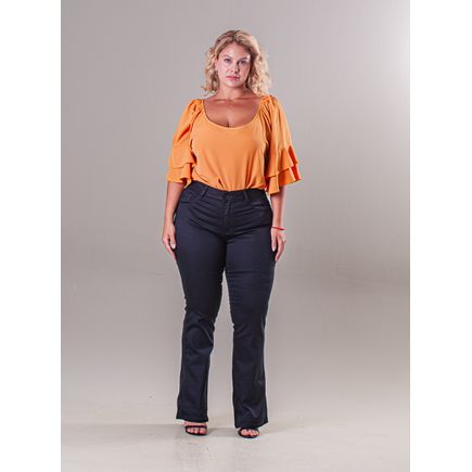 Calça flare feminina plus size