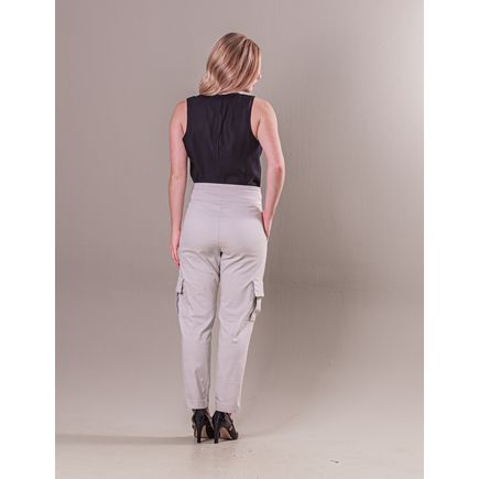 Calça Sarja Pantacourt Cargo Feminina