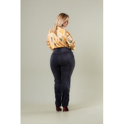 Calça Jeans Reta Feminina Plus Size