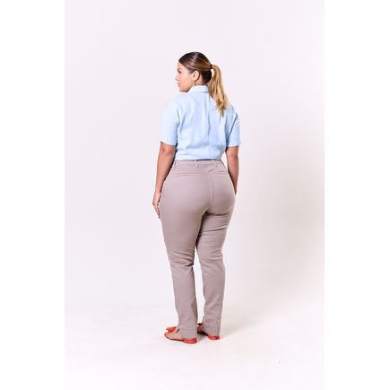 Calça Cigarrete Sarja Feminina Plus